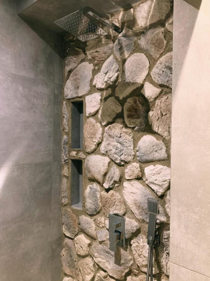 Luxury Townhouse Suite Larissa Exterior foto