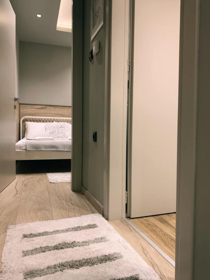 Luxury Townhouse Suite Larissa Exterior foto